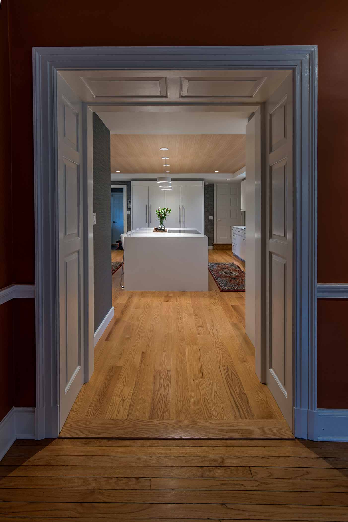 hall view to kitchen